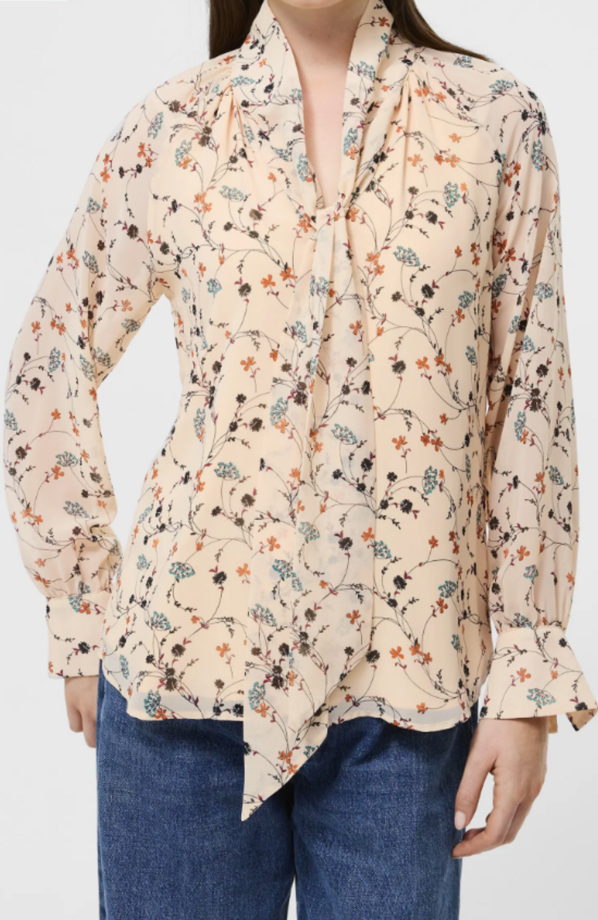LEITHIA WHISPY CHIFFON TIENECK TOP