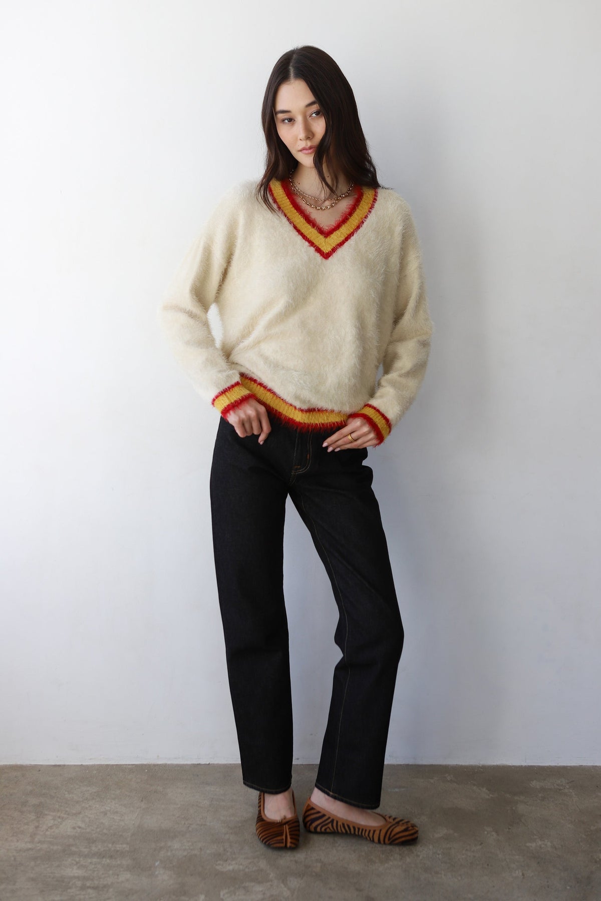 TINA VNECK SWEATER
