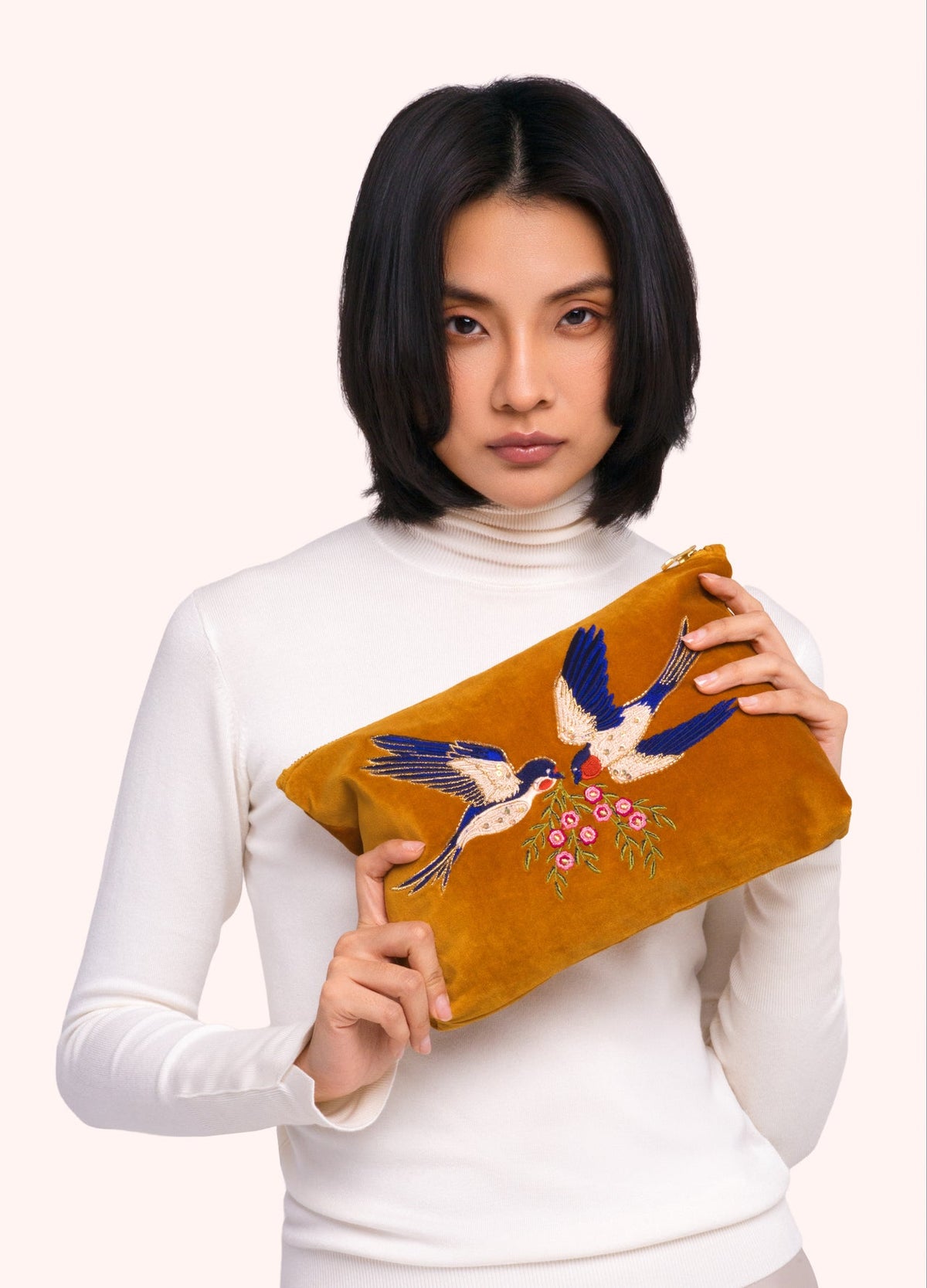ZIP POUCH