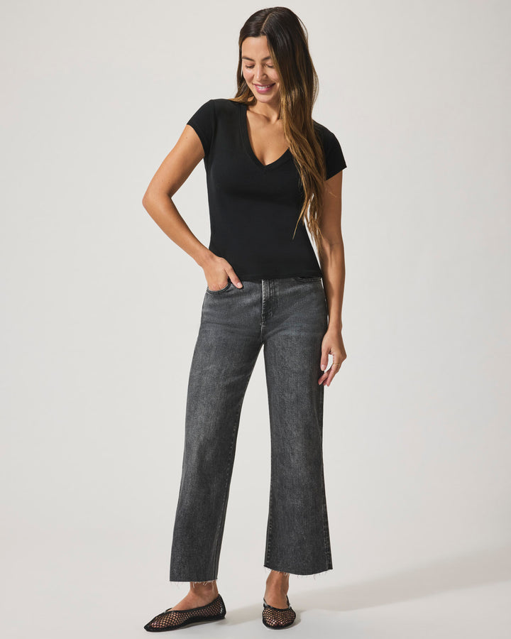 FAYE VNECK TEE