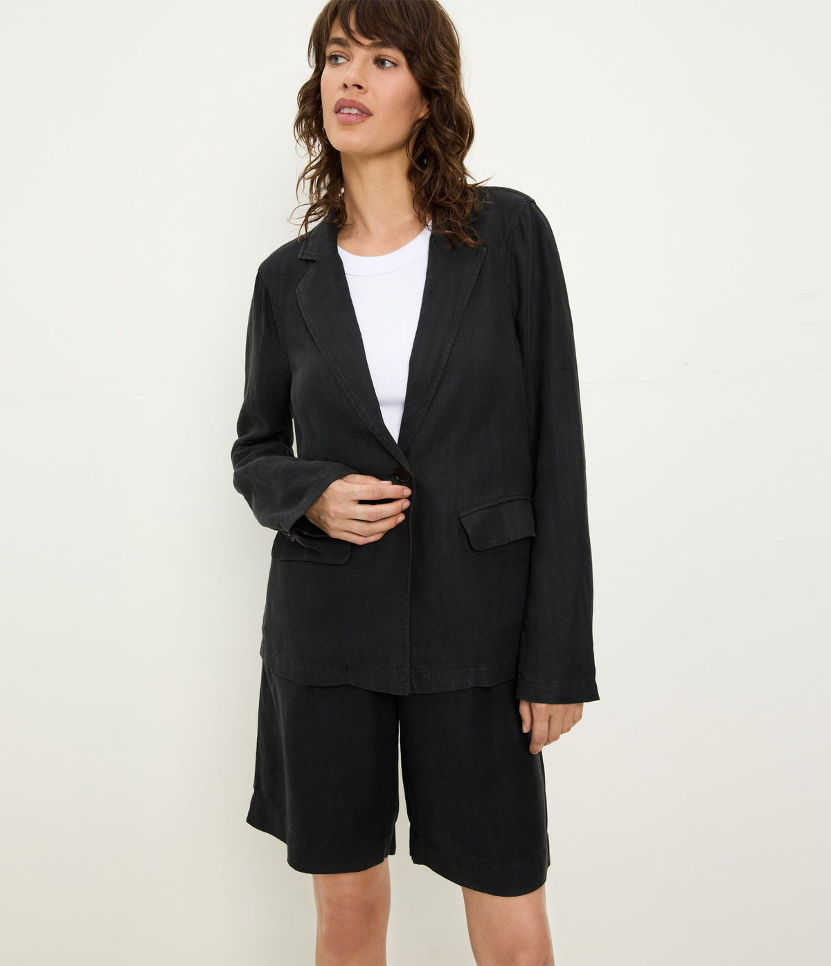 AUBREY BLAZER