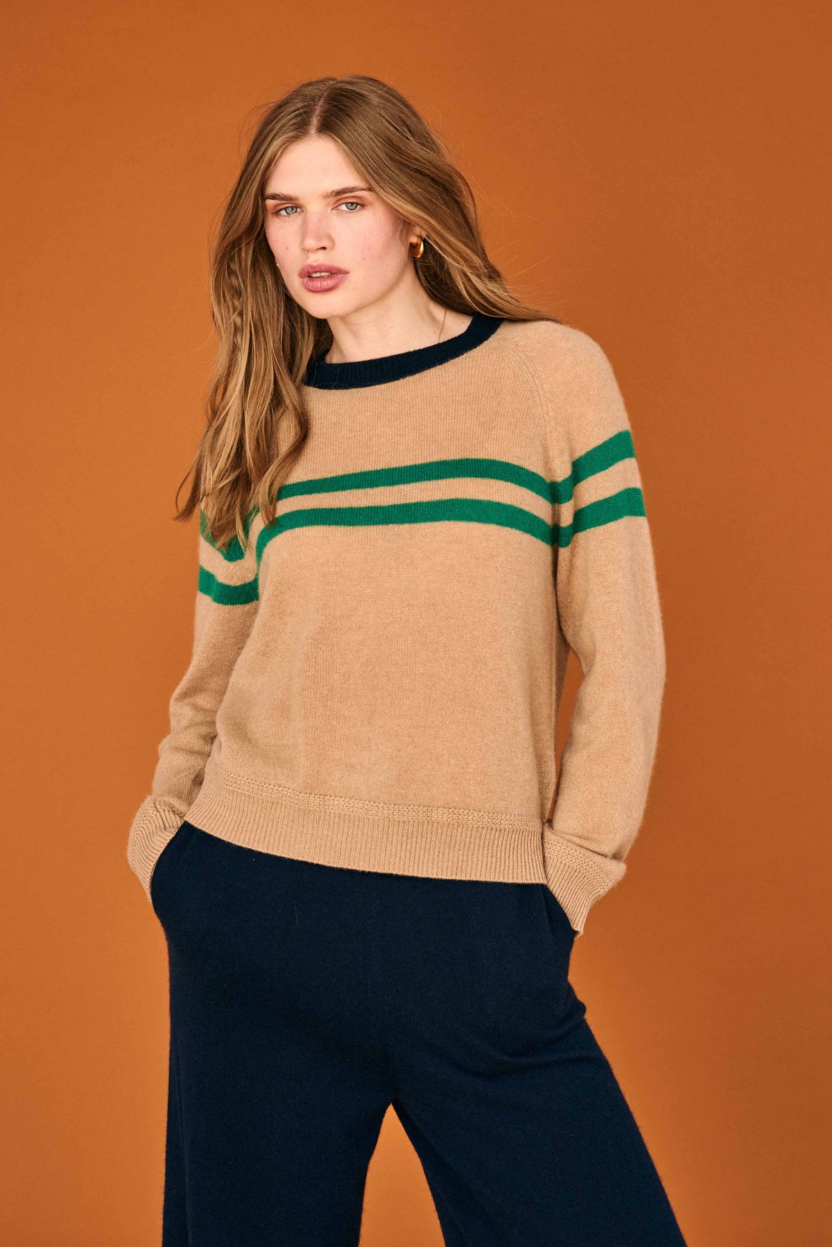 CHEST STRIPE CREW