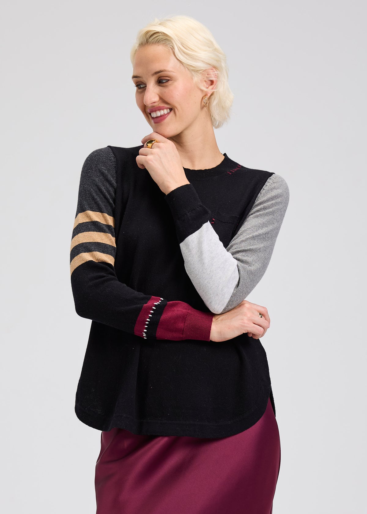 SPLICED 1 POCKET SWEATER
