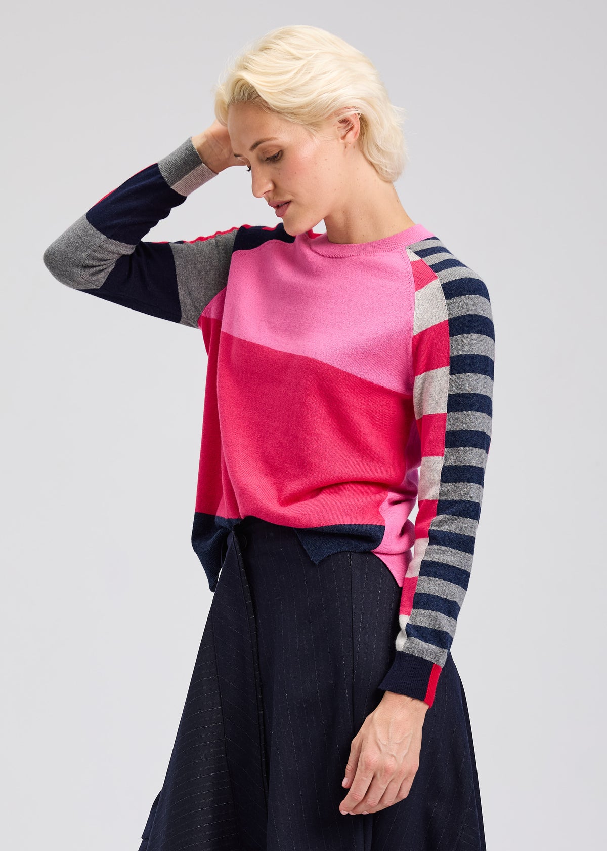 COLORBLOCK STRIPE SLEVEE SWEATER