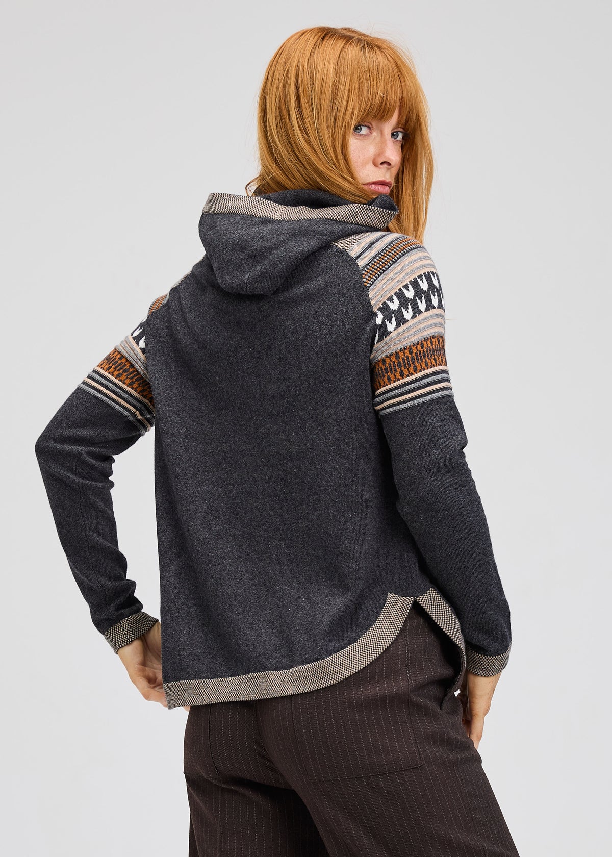 APRES HOODIE SWEATER
