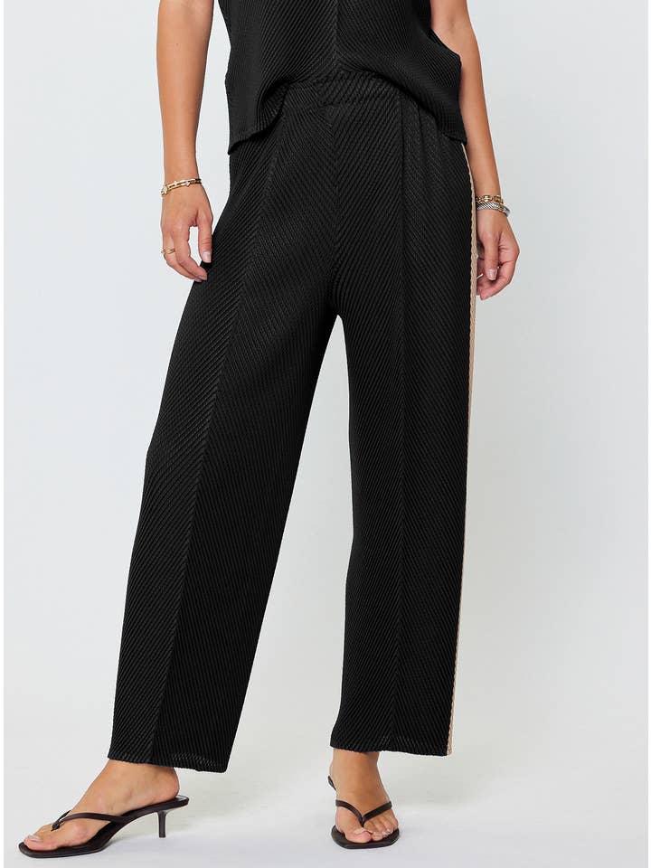 PLEATED TAPERED PANT