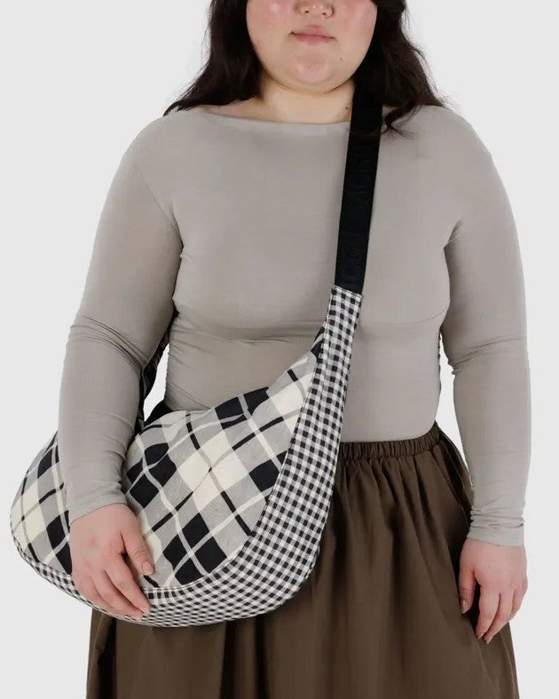 LARGE NYLON CRESCENT BAG
