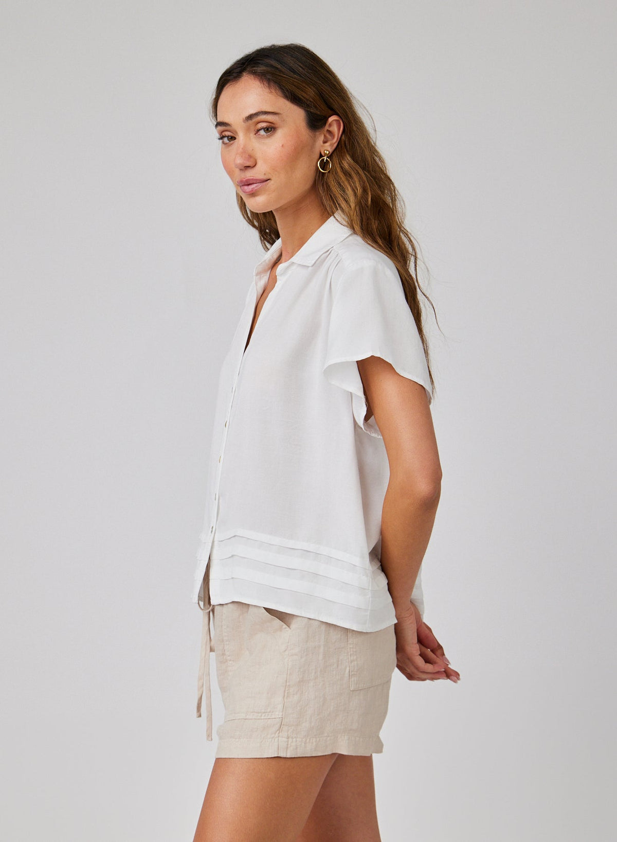 CAP SLEEVE PINTUCK BUTTON DOWN