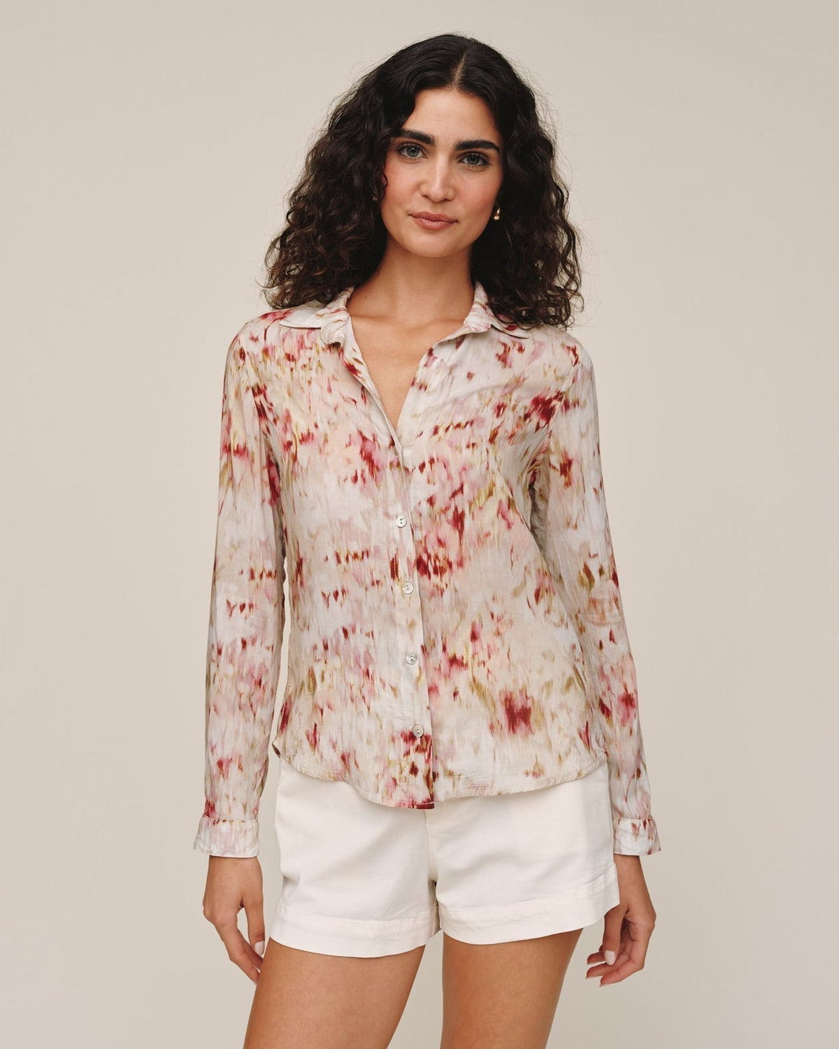 CLASSIC BUTTON DOWN