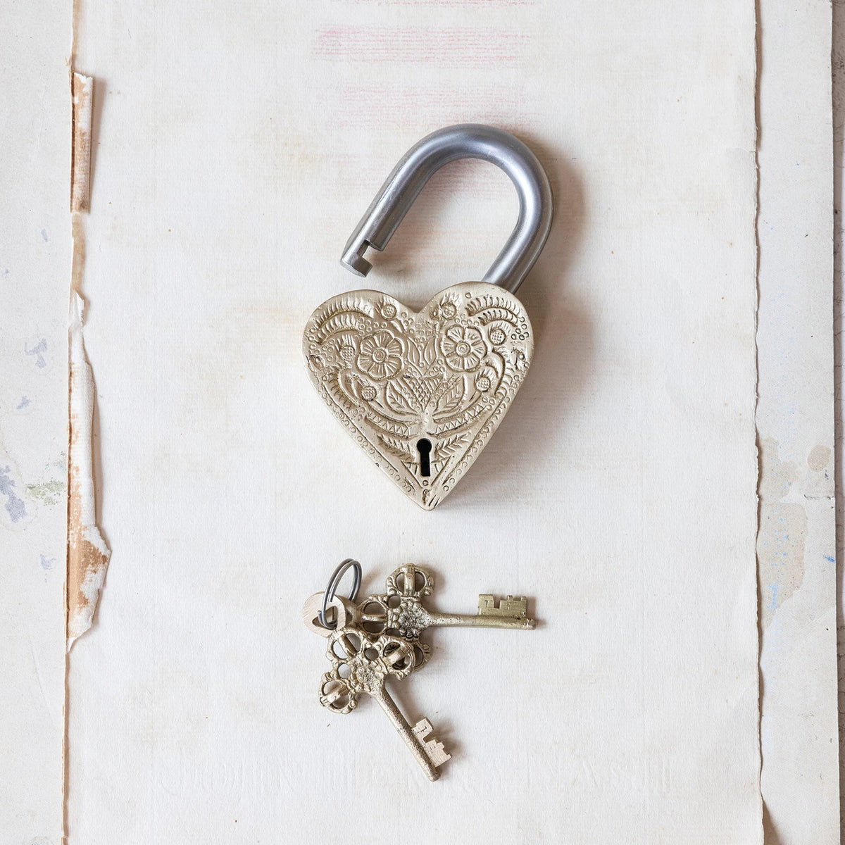 BRASS HEART LOCK