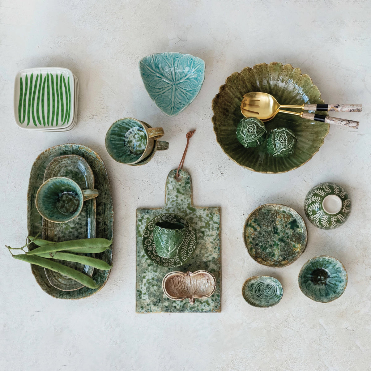 CRACKLE GLAZE GREEN PLATTER