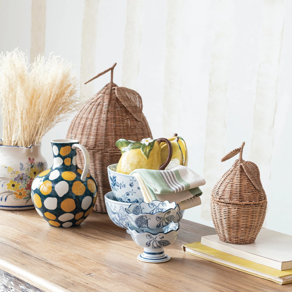 BOTANICAL FOOTED SCALLOPED BOWL