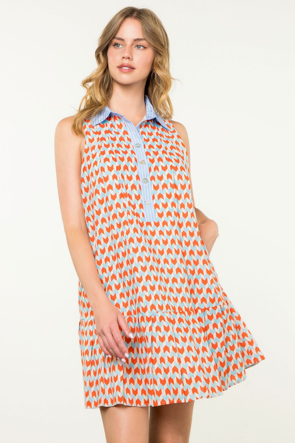 SLEEVELESS PRINT DRESS