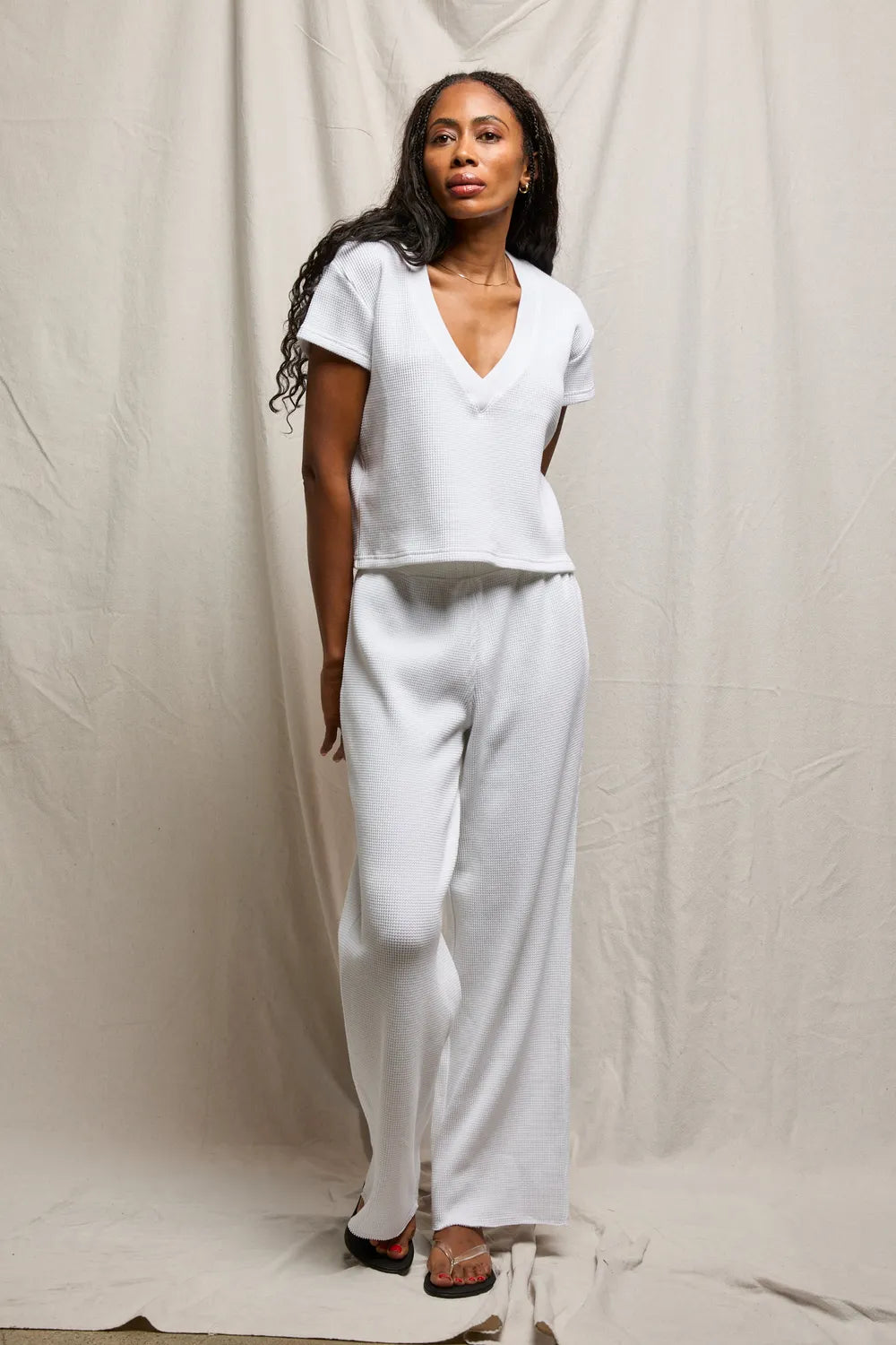 JADA WAFFLE VNECK TEE