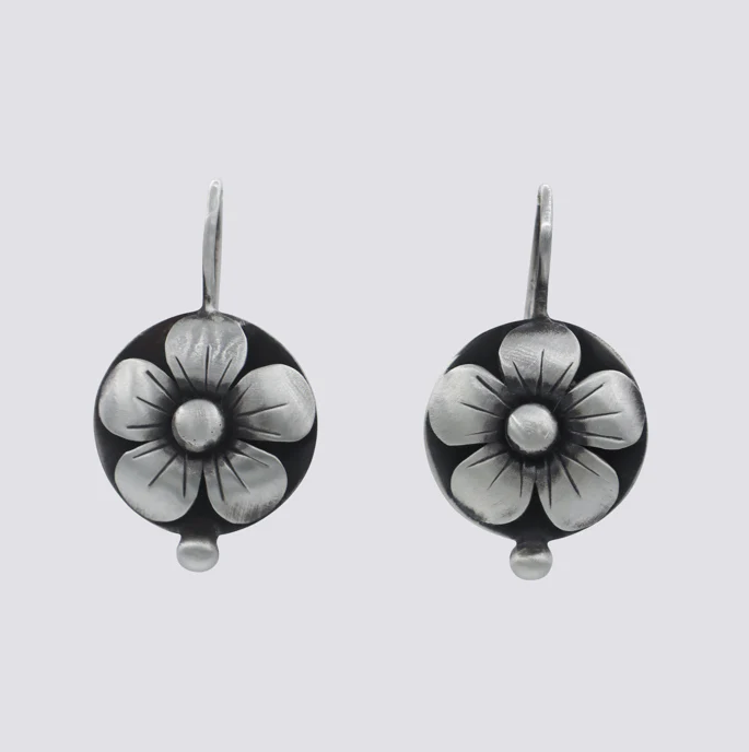 FLOWER DROP EARRING