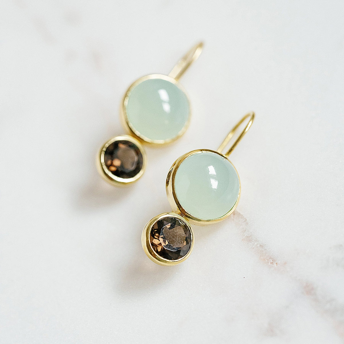 LITTLE COLORBLOCK EARRING AQUA/SMOKEY QUARTZ