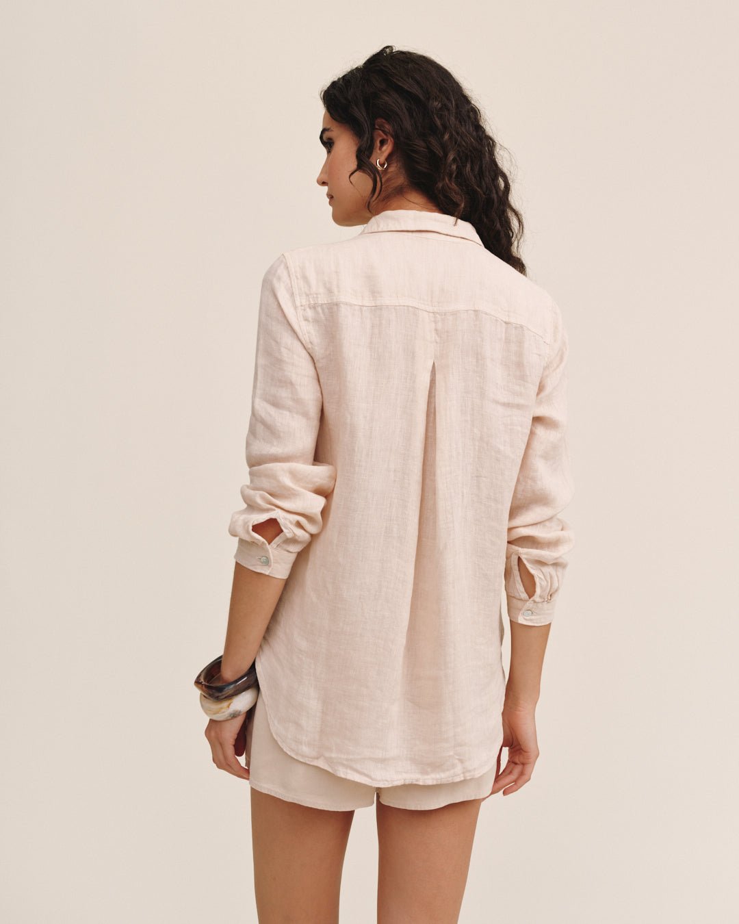 LINEN POCKET BUTTON DOWN