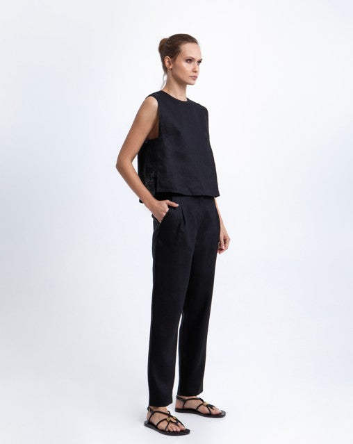 SLEEVELESS SIDE CUTOUT LINEN TANK