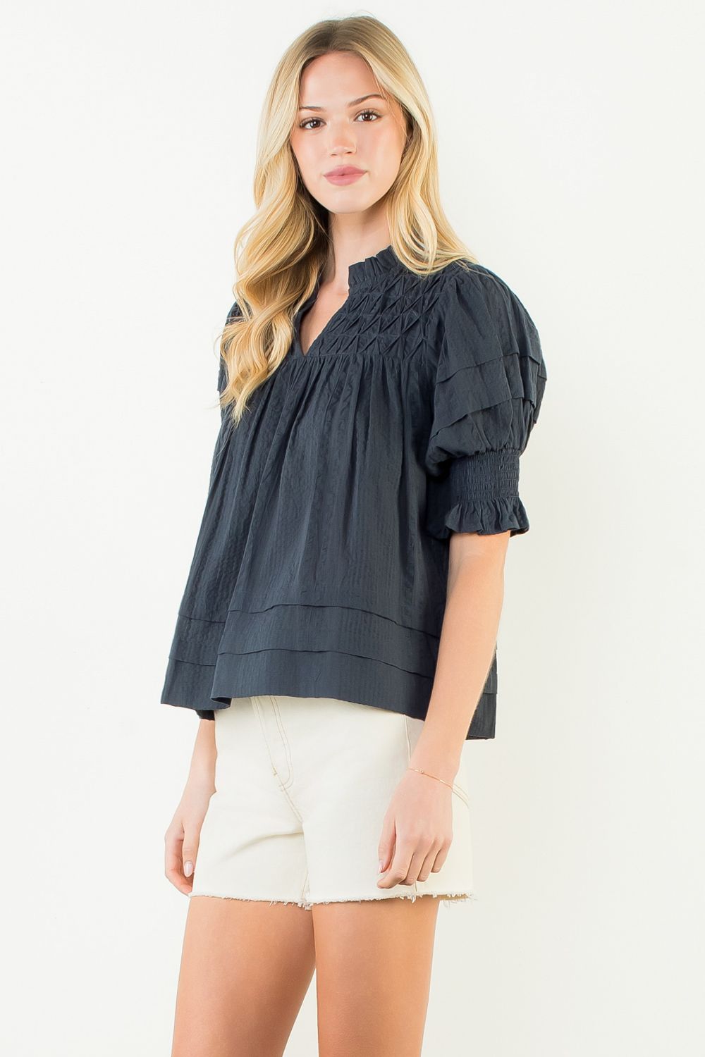 SHORT SLEEVE CRINKLE DETAIL TOP