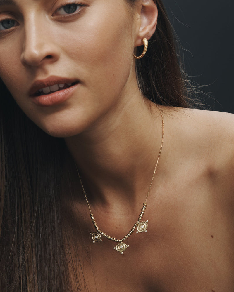 REIGN OVAL STATEMENT NECKLACE GV