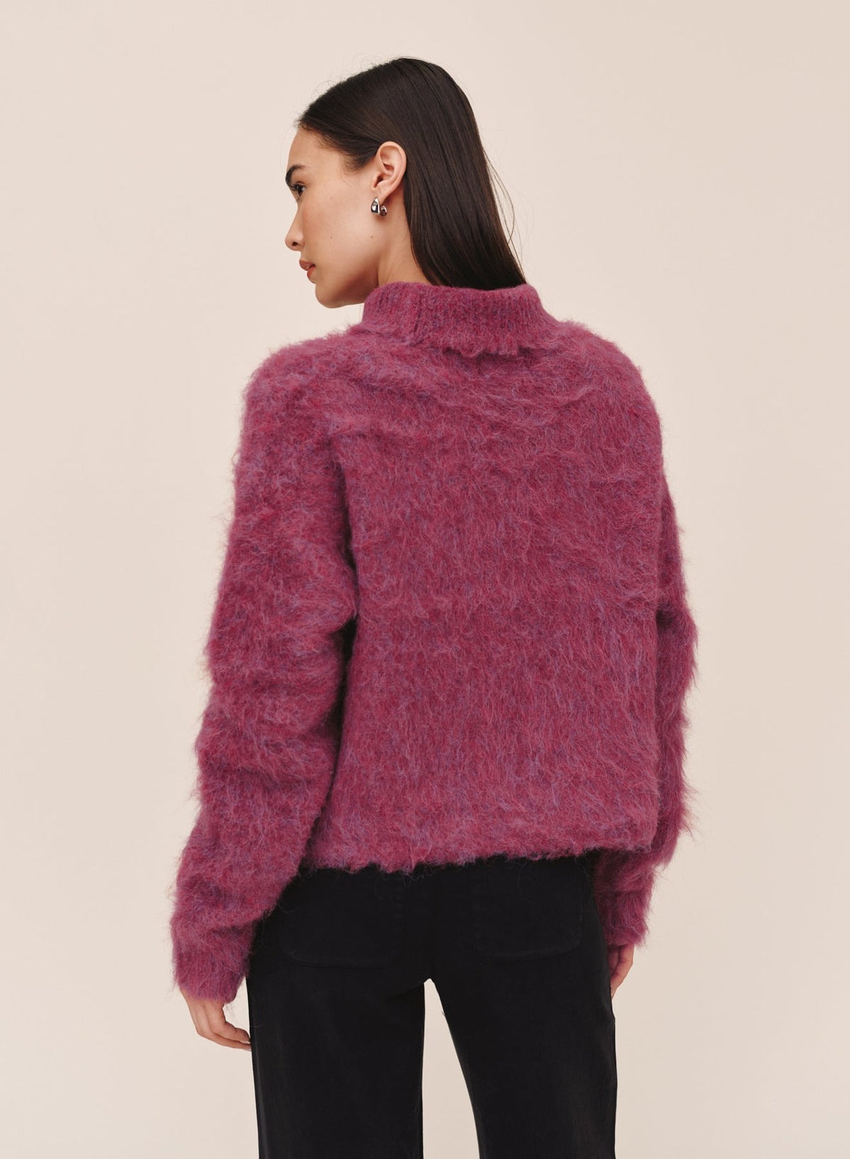 TURTLE NECK SWEATER