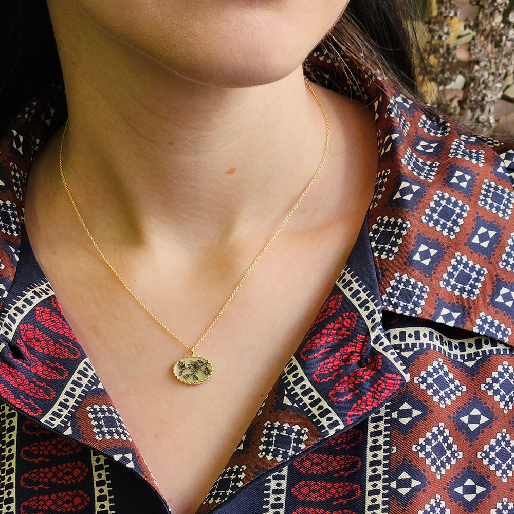 VICTORIA NECKLACE