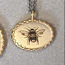 VICTORIA NECKLACE