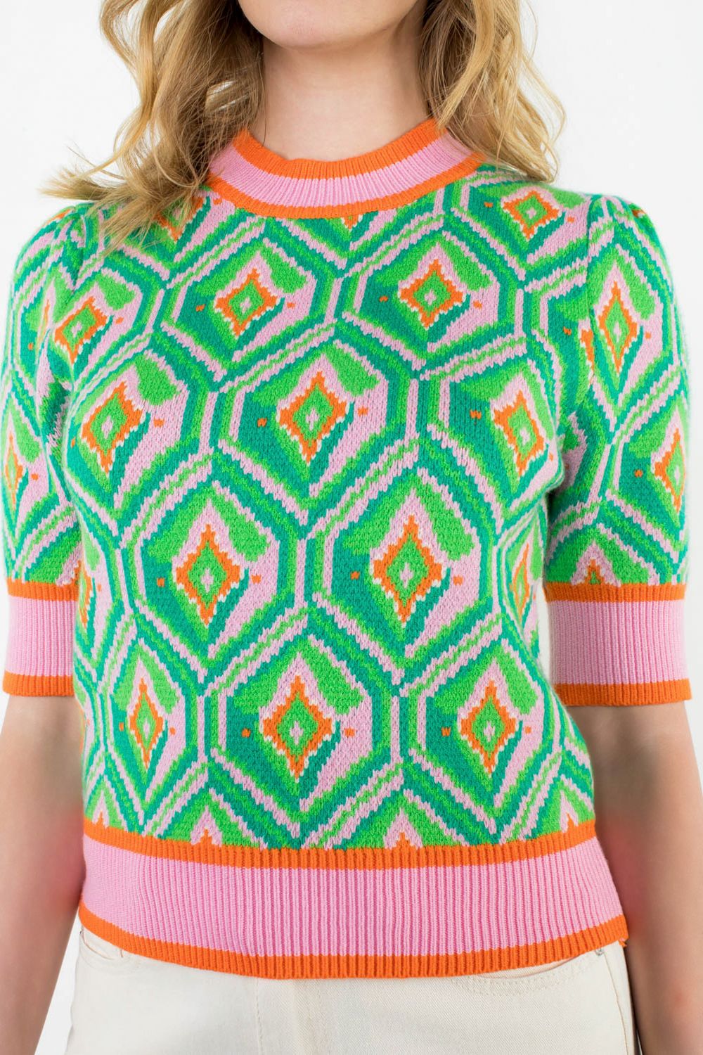 SS PATTERN KNIT TOP